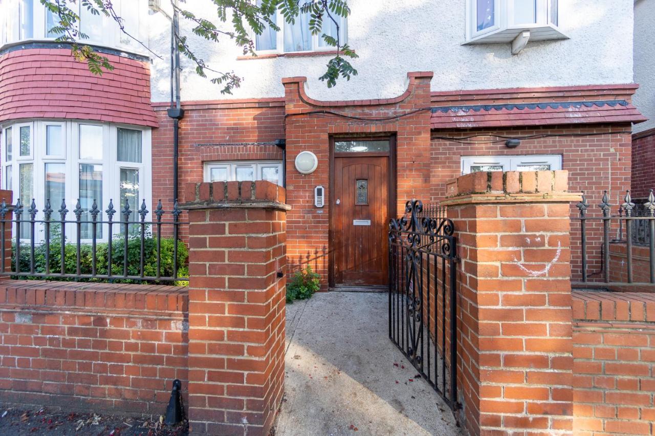 Brunswick Fab Pad - By My Getaways Apartment Brighton ภายนอก รูปภาพ