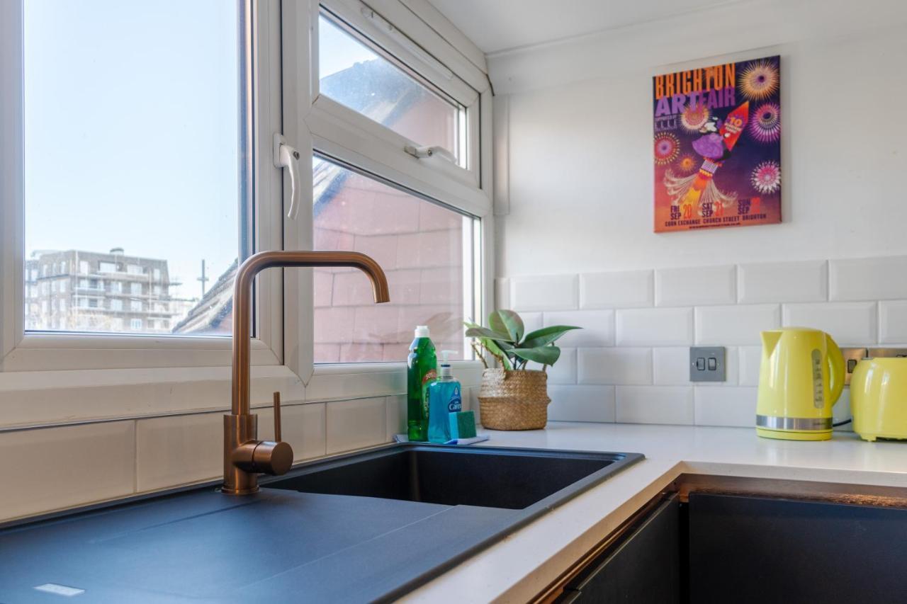 Brunswick Fab Pad - By My Getaways Apartment Brighton ภายนอก รูปภาพ